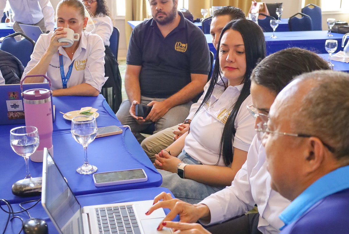 Carolina Calle tweet media