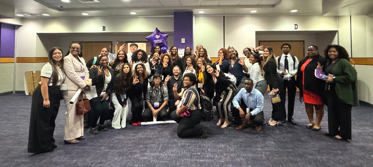 PVAMUresearch's tweet photo. Today is Student Research Day at PVAMU! As part of R&I Month, undergrad & grad students are showcasing their research through oral & visual presentations. Let's celebrate their innovation and hard work!
#PVAMU #RIMonth25 #PVAMUResearch #R2 #BoundlessResearch https://t.co/5cWHwdGdes