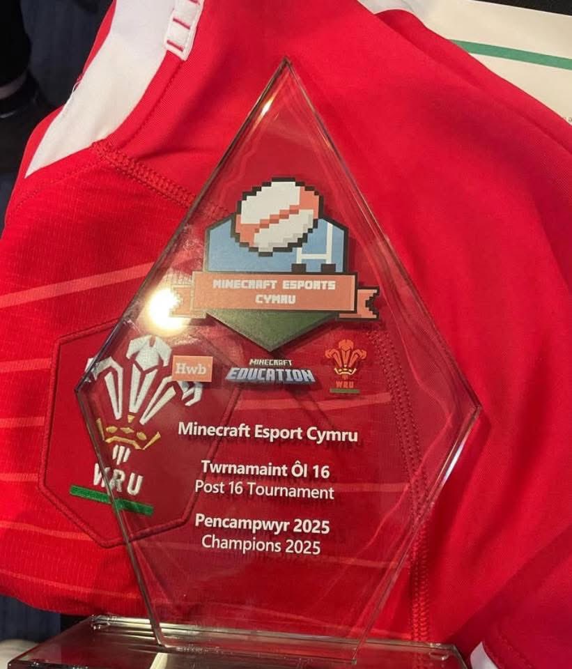 MrOwenACSHead's tweet photo. Our Under 18's team have only gone and done it! 

A massive congratulations to the team and coach Mrs Male on winning the Under 18's Minecraft eSports Cymru League. 

A fantastic achievement and beating a range of impressive teams on the way to the final including Bridgend College and Cardiff & Vale College, previous winners in the past.

Our ALN team also did us proud, reaching the semifinal before losing to eventual winners Bridgend College. Da lawn pawb!

#StriveBelieveAchieve✨
#TogetherStronger🤝 
@AberdareSchool @ict_miss