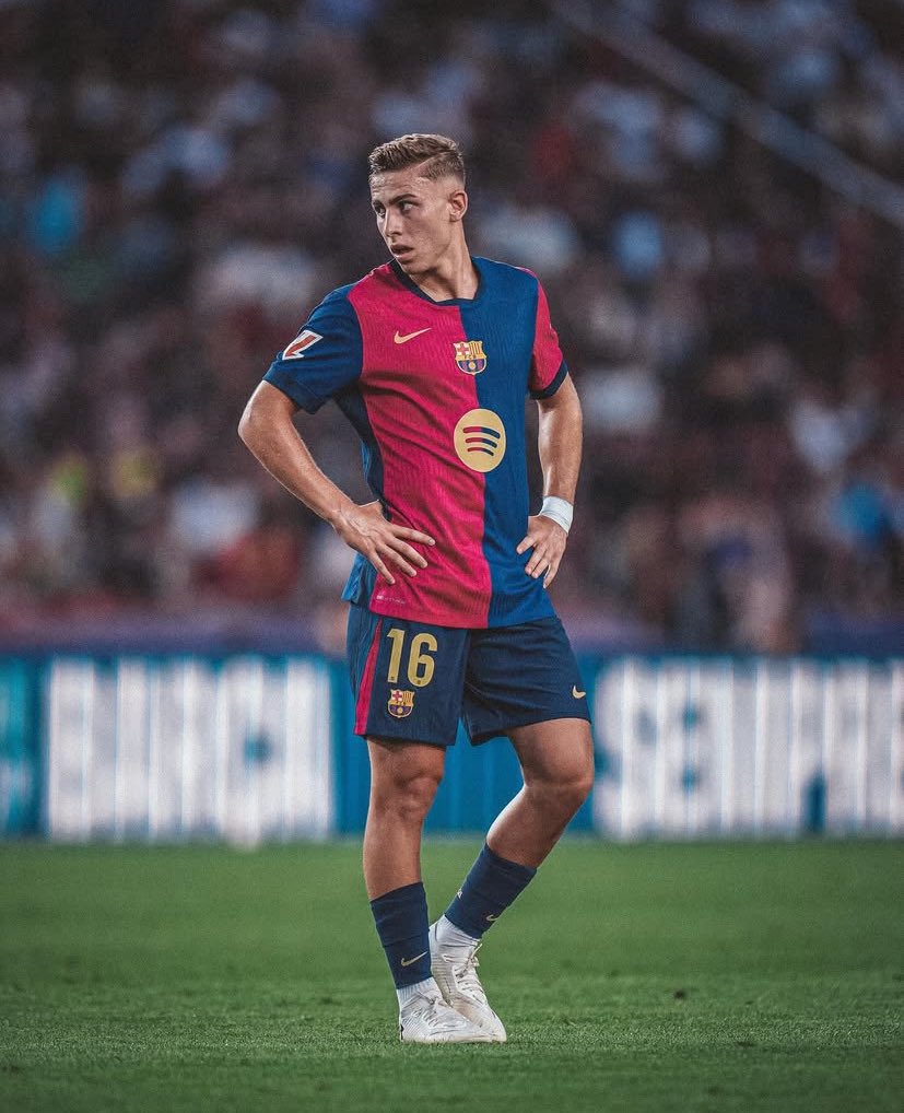Borja_Pardo's tweet photo. Fermín López Marín. 21 años y el ‘niño’ ya es Campeón de Europa y Oro Olímpico. 

Corre como un ñu, presiona por tres, incomoda al rival, tiene alma, pisa área constantemente, atesora clase, se asocia de lujo, le sobra compromiso y tiene ambición a raudales.

Soldado Universal. https://t.co/m8dXQSZdkP