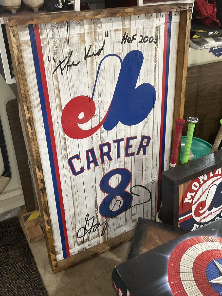 ExpoChet's tweet photo. @exposcardboards @Montreal_Expos https://t.co/RTnJ3TMs4W