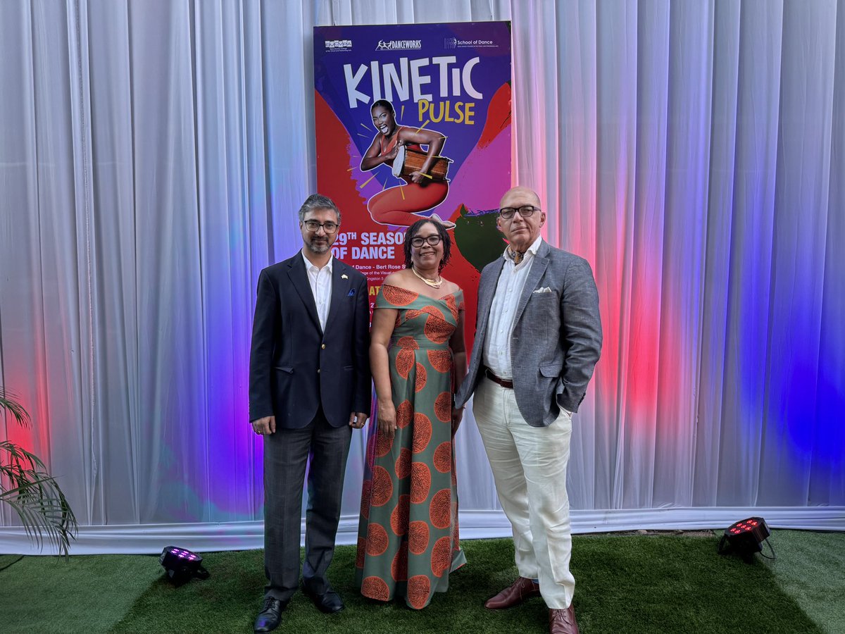 HC <a href="/mayajoshi/">Mayank Joshi</a> joins at Edna Manley College of the Visual and Performing Arts, Kingston at their annual Programme Kinetic Pulse- showcased by student and faculty of school of dance !