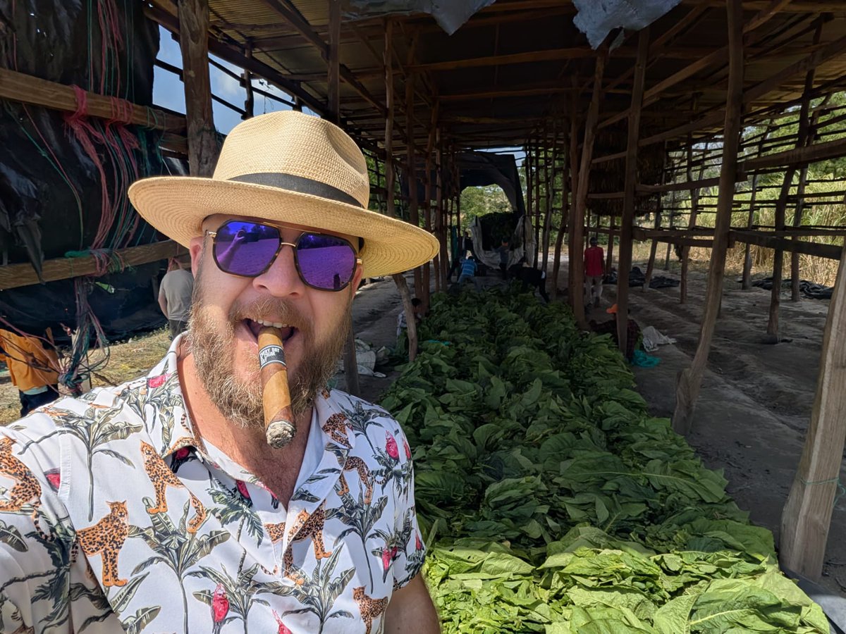 BespokeUnit's tweet image. From the barns to the blend sessions, we’re always working on something new for Every Day Is Cigar Day. Big things coming!