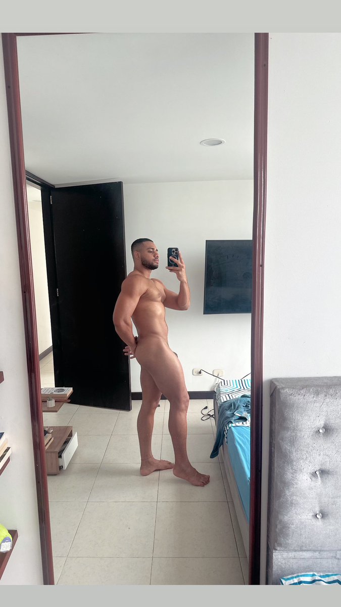 ChrisDi200's tweet photo. Chilling ✨ https://t.co/BwatYBDF62