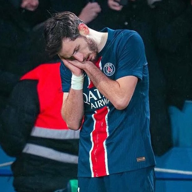 gatosessismo's tweet photo. 🎙 Khvicha Kvaratskhelia: “La celebración del gol es por mi inspiración en Janner Corozo y su forma de jugar. Para mí es de lo mejor que ha pasado por Barcelona, una lástima su mal momento, ojalá se recupere.” https://t.co/e3tqqyojWG