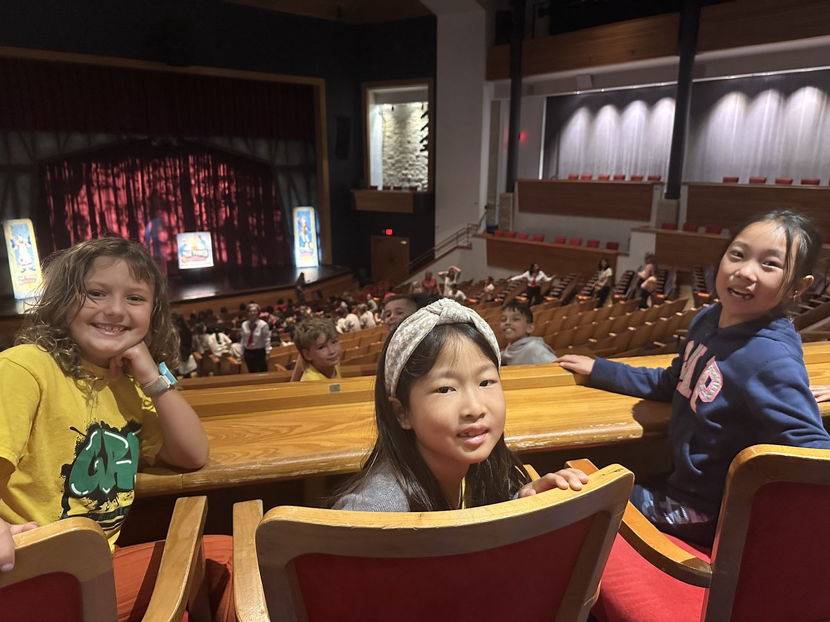 S. E. A. S. tweet media