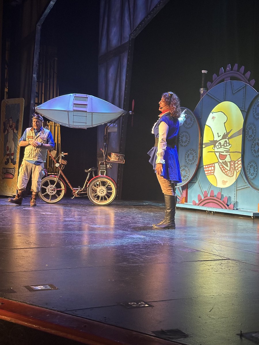 S. E. A. S. tweet media