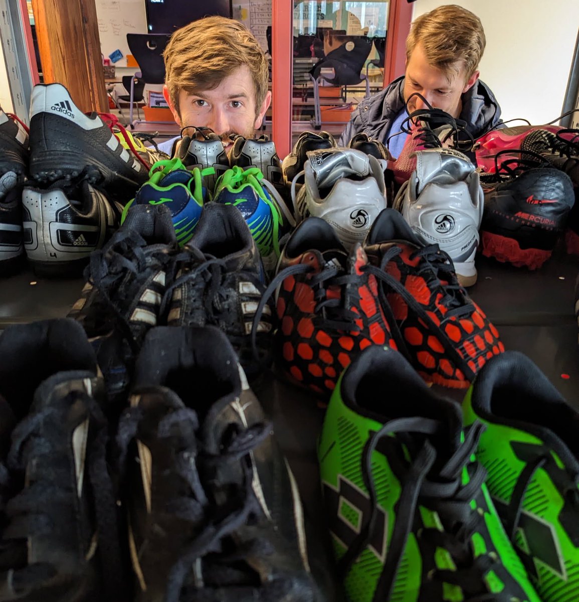 RealLansingFC's tweet photo. “I’ve always wanted to be a kit man.”
Not all heroes wear kits and boots! Some just make sure they’re folded right and shined to perfection.
Introducing The Boot Room Boys! Album dropping soon.. Maybe.
#SortedBySize #LacesFirst #SoccerForEveryone #ItTakesACity #RealLansingFC https://t.co/eQoUfLIYJ7