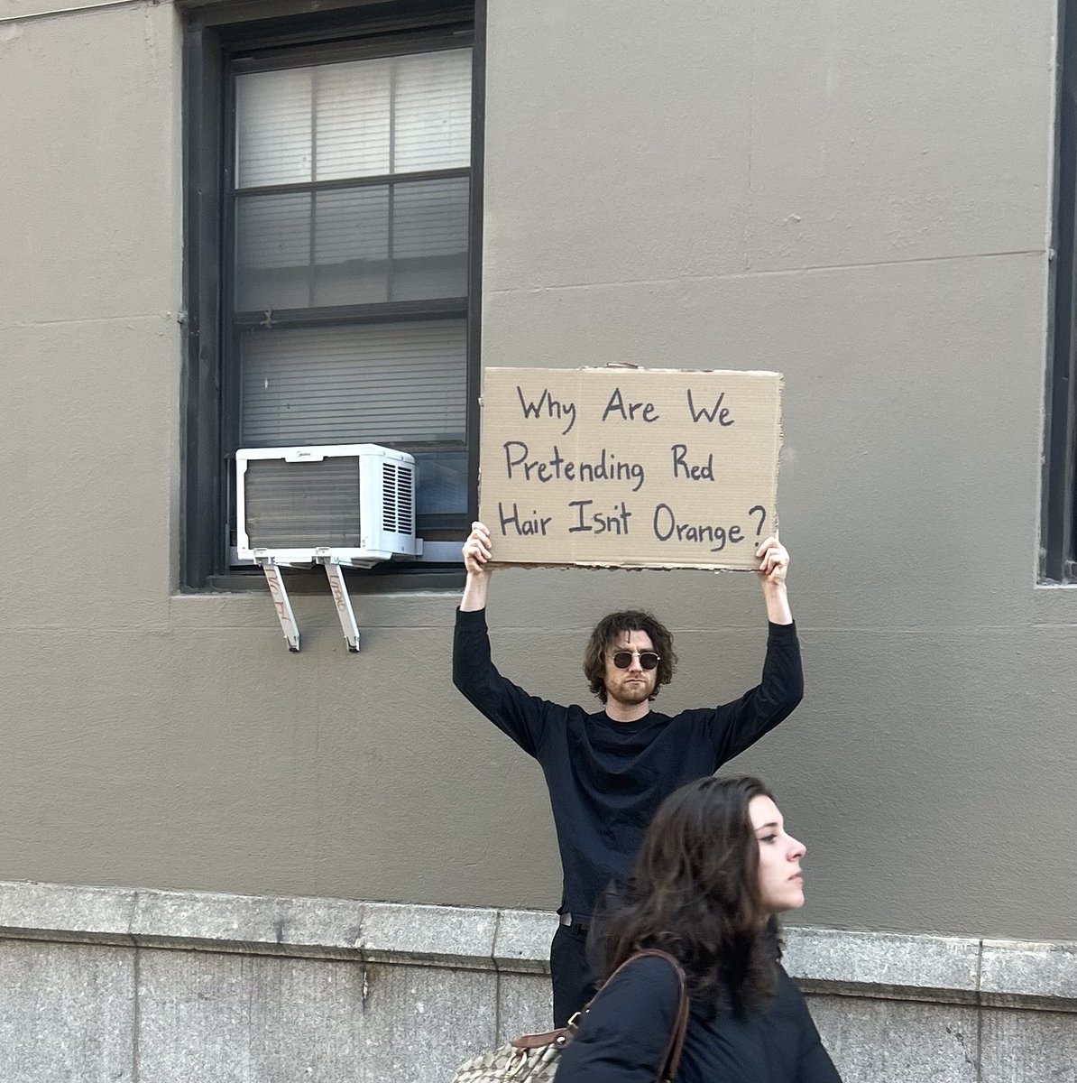 seth (@dudewithsign) on Twitter photo 
