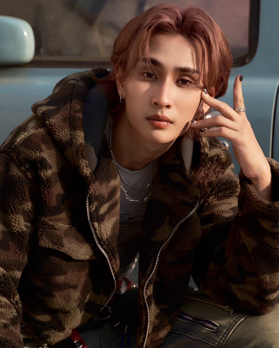 Baccuzofficial's tweet photo. #jruj BACCUZ เล็ง (Determine)

[Concept Image: Gambling or Guessing Game]

DebutSingle
Release on: 06.04.2025 

Youtube: Vivify Label

#baccuz #jui_baccuz #tantan_baccuz #jruj_baccuz #ricky_baccuz #vivifylabel #เล็ง_determine #debutsingle #tpop #เล็ง_dancechallenge https://t.co/db5JxBmxUs