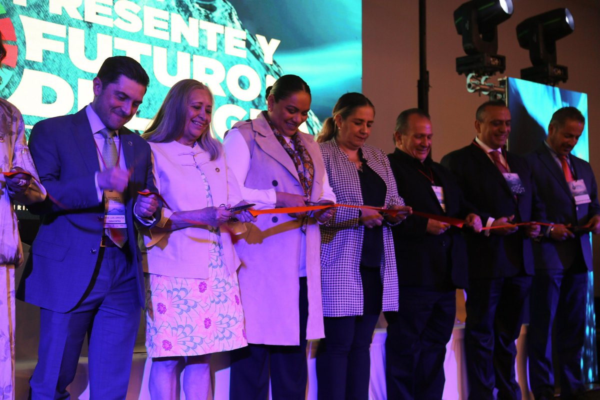 Alhely Arronis tweet media