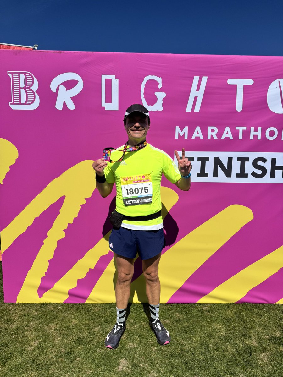 stepcellwolf's tweet photo. Just finished a #marathon on Sunday and finally got to visit the vibrant city of #Brighton for the first time! Smashed my personal best with a time of 3:35:06 — buzzing! More will come on my blog https://t.co/Rbe3I25mV9 #brightonmarathon #running https://t.co/ValqwDSGRP