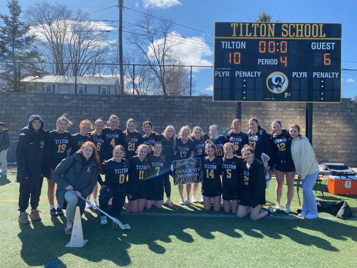 Huge congratulations to senior Girls Lacrosse standout Anna Barton on her 200th career point today.