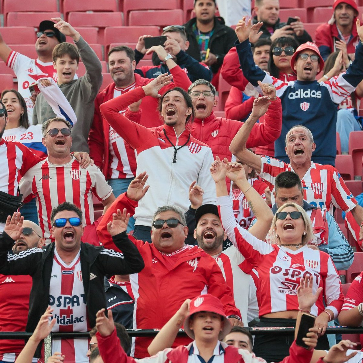 clubaunion's tweet photo. Nunca caminarás solo ❤️🇦🇹 https://t.co/Vezx53oliq