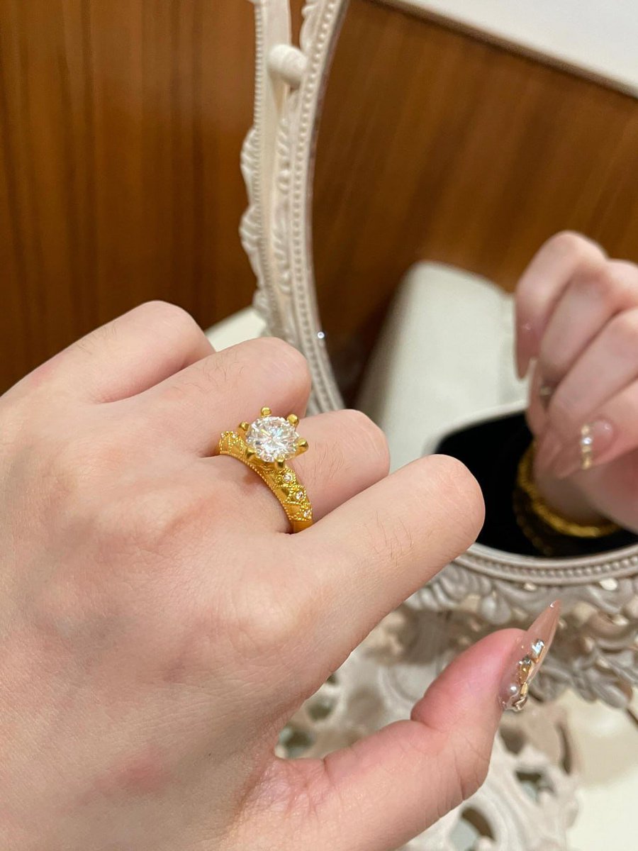 Each ring is a masterpiece, perfect for any occasion. 💎🌟