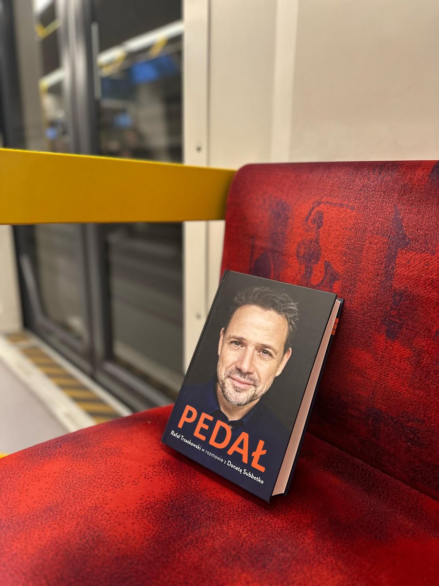 Adam (🦅) tweet media