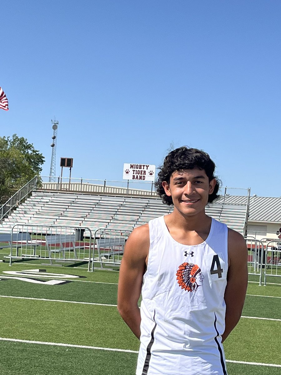 XCApaches's tweet image. Headed to Kingsville! Triple Jump Alaina and Jayda..  3200 .. Ckristofer (CK)Area champ Syrenity Discus @ApachesGHS @BoosterApache @danabealsestak