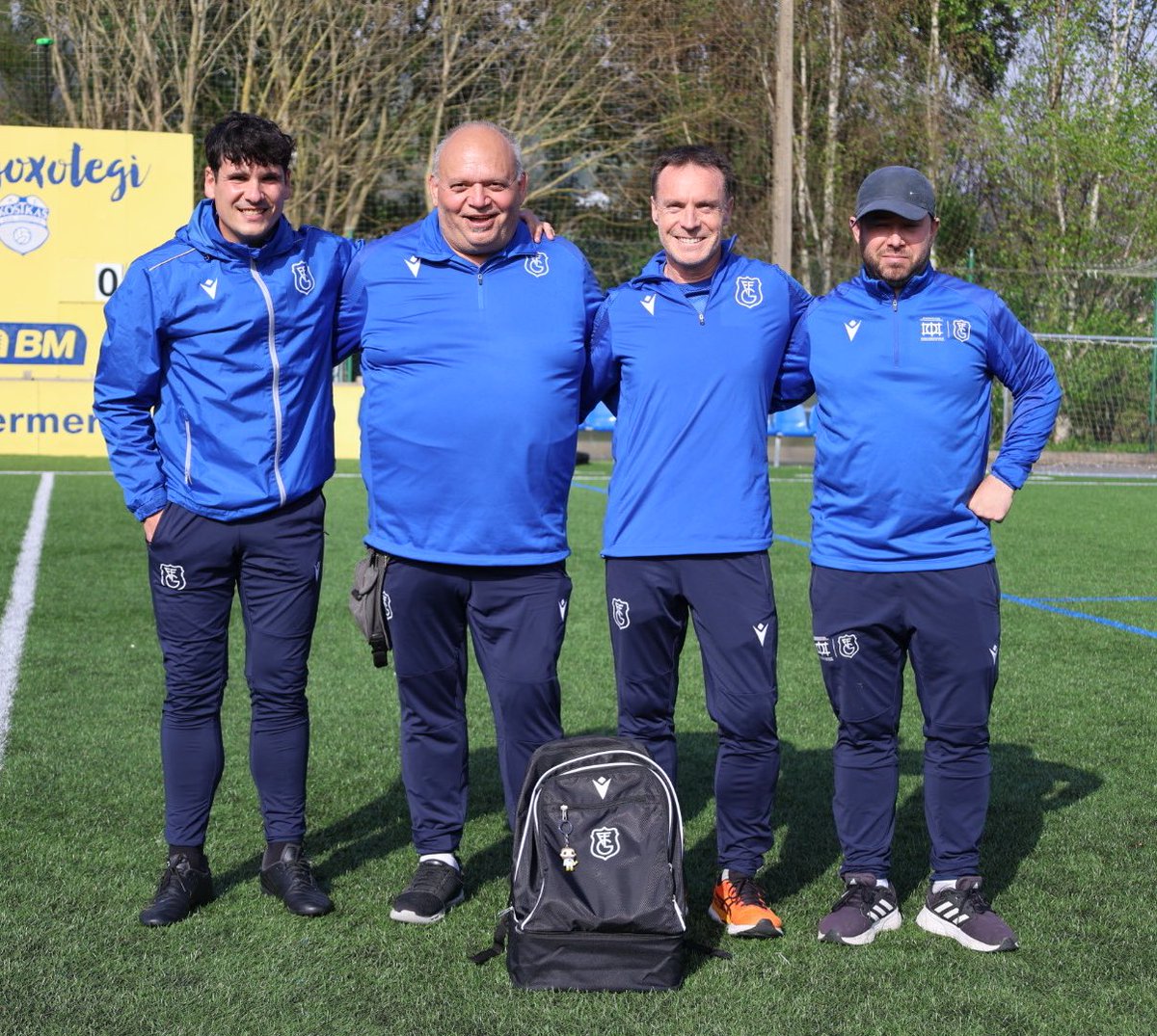 gipuzkoafutbola's tweet image. 🔵⚪️ 𝐈𝐍𝐅𝐀𝐍𝐓𝐈𝐋 𝐌𝐔𝐓𝐈𝐋𝐄𝐍 𝐆𝐈𝐏𝐔𝐙𝐊𝐎𝐀𝐊𝐎 𝐒𝐄𝐋𝐄𝐊𝐙𝐈𝐎𝐀

Gipuzkoa 1️⃣ - 0️⃣ @DistrictFoot64

✅ Gure selekzioak garaipena lortu du Pininio Atlantikoko selekzioaren aurkako lagunartekoan.

🤝 Mila esker @kostkas_ke zelaia uzteagatik.

#GipuzkoaBatGara