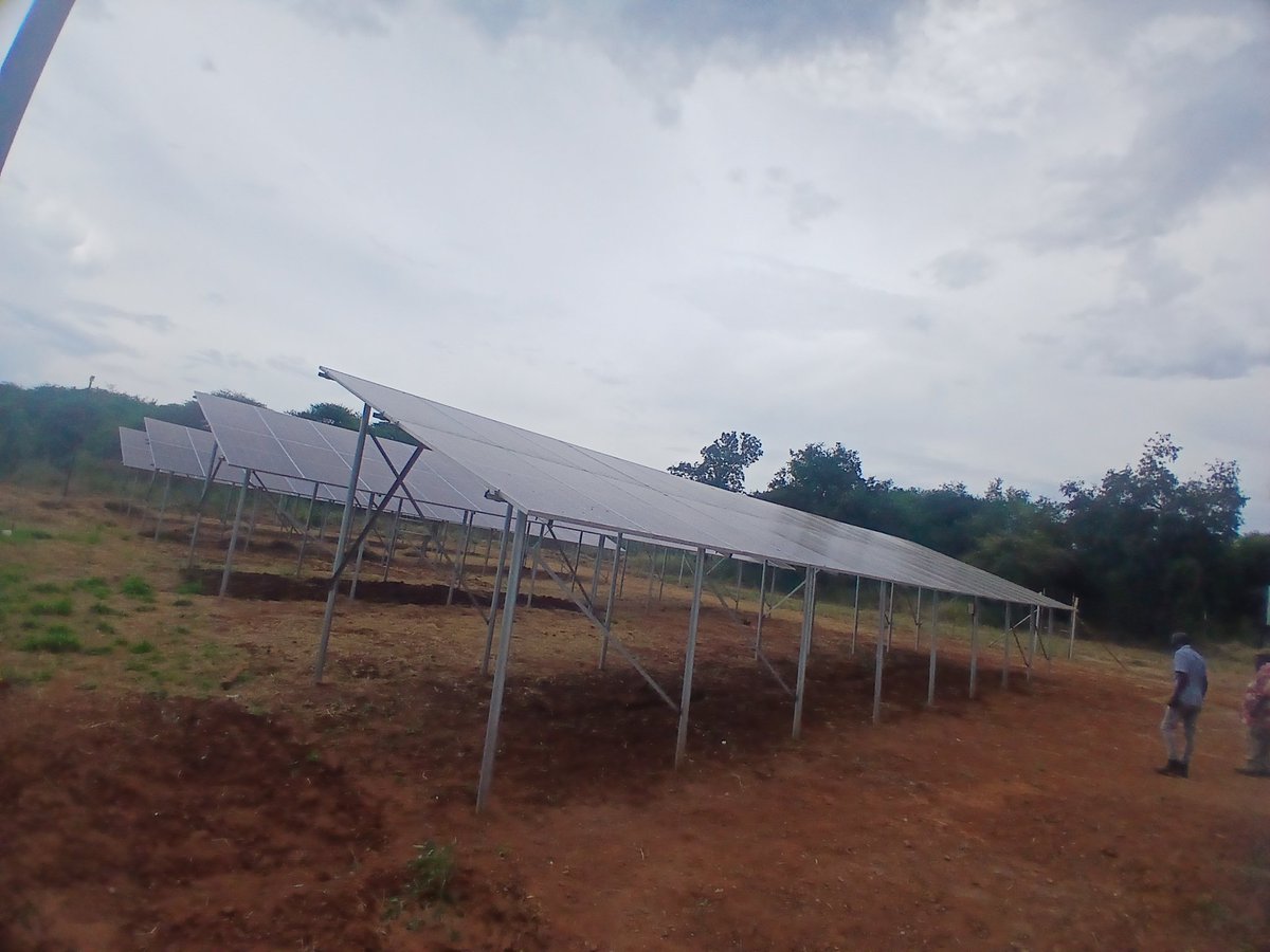 The <a href="/MinOECW/">Ministry of Environment, Climate and Wildlife</a> facilitated #climatefinancing from <a href="/theGCF/">Green Climate Fund</a> to establish a solar powered irrigation scheme at Masholomoshe in Gwanda. Amb. T. T. Chifamba appreciated <a href="/UNDPZimbabwe/">UNDP Zimbabwe</a> and <a href="/MoLAFWRD_Zim/">MinofLands,Agric,Fisheries,Water&Rural Development</a> for supporting the community to enhance #climatechangeadaption.