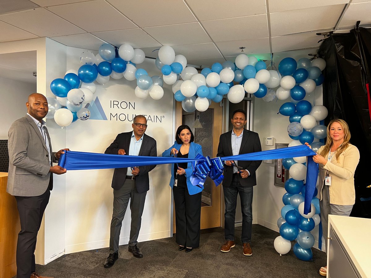 mlcurcio's tweet image. We’re excited to announce the opening of Iron Mountain’s new Inside Sales Hub in Tampa! Our team is here to help you manage, secure, and optimize info across the full lifecycle—from paper to digital. #InsideSales #CommercialSolutions #OneIronMountain