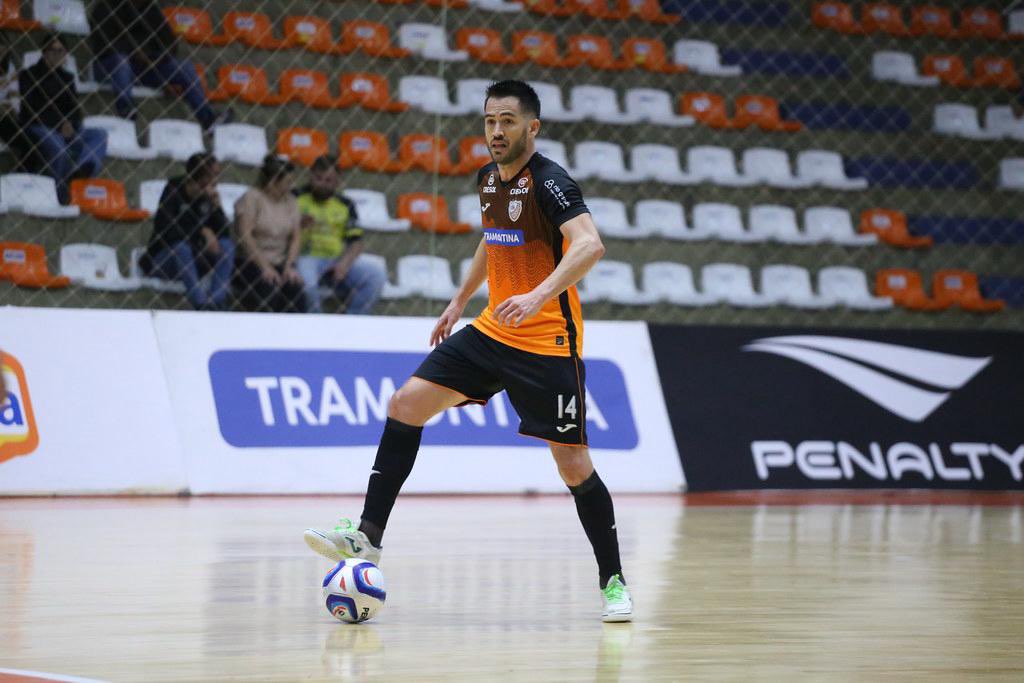 𝗖𝗟𝗔𝗦𝗦𝗜𝗙𝗜𝗖𝗔𝗗𝗢𝗦 ✅ 

Ontem nos classificamos para as oitavas de final da Copa do Brasil de Futsal. Conseguimos reverter o resultado do jogo de ida e nos pênaltis selamos nossa classificação.Agradecer a todos que foram ao templo e torceram por nós.
🆂🅴🅶🆄🅸🅼🅾🆂 🧡🍊