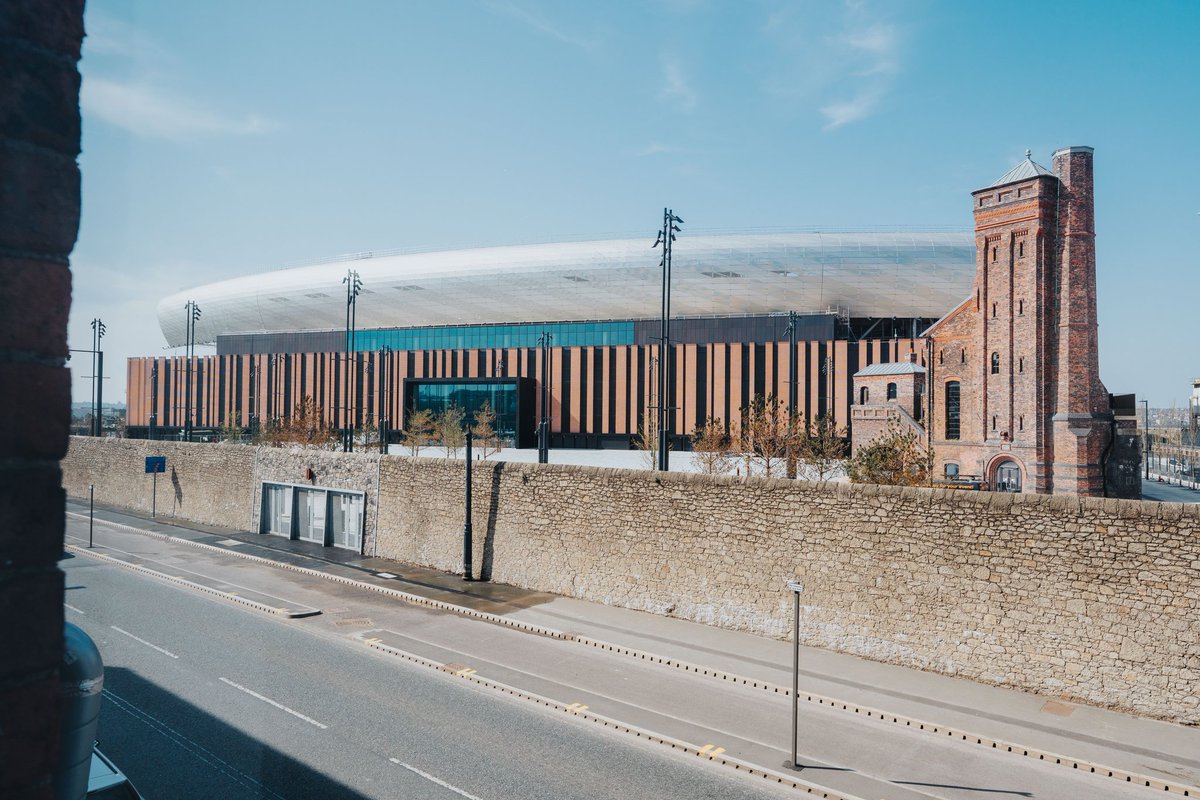 bluehousebmd's tweet photo. Our rooms above one of our new premises at Bramley Moore are now open and bookable direct at https://t.co/ct4mhxbGLQ or on https://t.co/SpNBpUG9DY. 1/2 https://t.co/eVYLcC1MS2