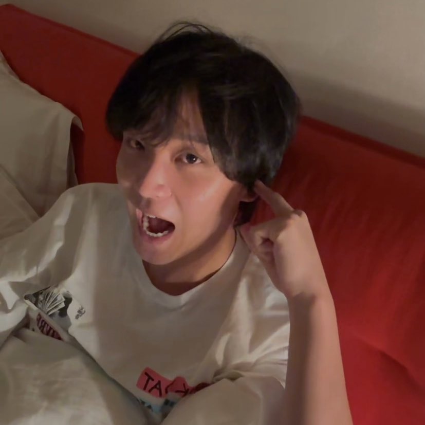 krystearss's tweet photo. this is the cutest he has ever been ever
 https://t.co/40f6tP5nOE