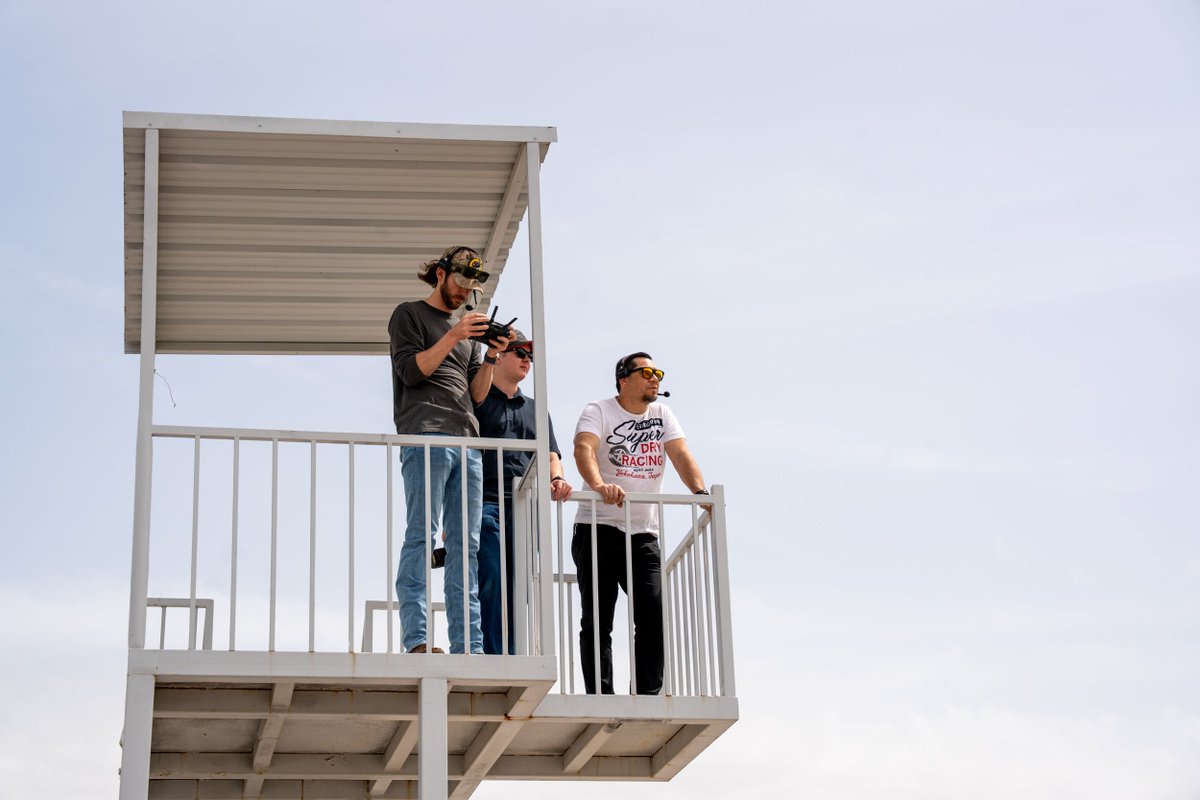 MEDIASHOTCALLER's tweet photo. Another shoot for @CapitalOne Auto Navigator in the books! We can't wait to see our incredible team back at @ECR_Dcook to do it again in September 🏎️ 🔥 https://t.co/8mgtpcgQKp