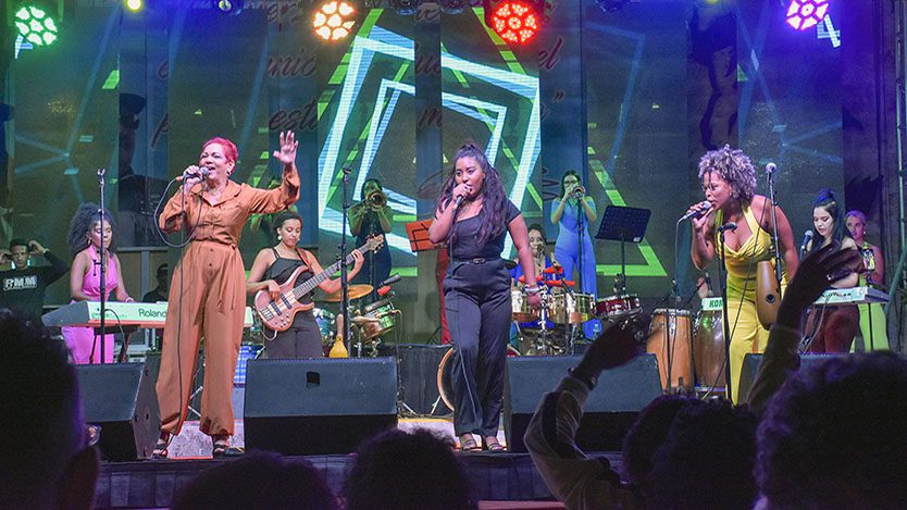 🍍🥥 Piña Colada: Breve resumen de un festival que llegó para quedarse...

📌 Texto completo en el siguiente enlace:
tvavila.icrt.cu/el-festival-pi…

#CiegoDeÁvila #LatirAvileño #SinPerderUnDía