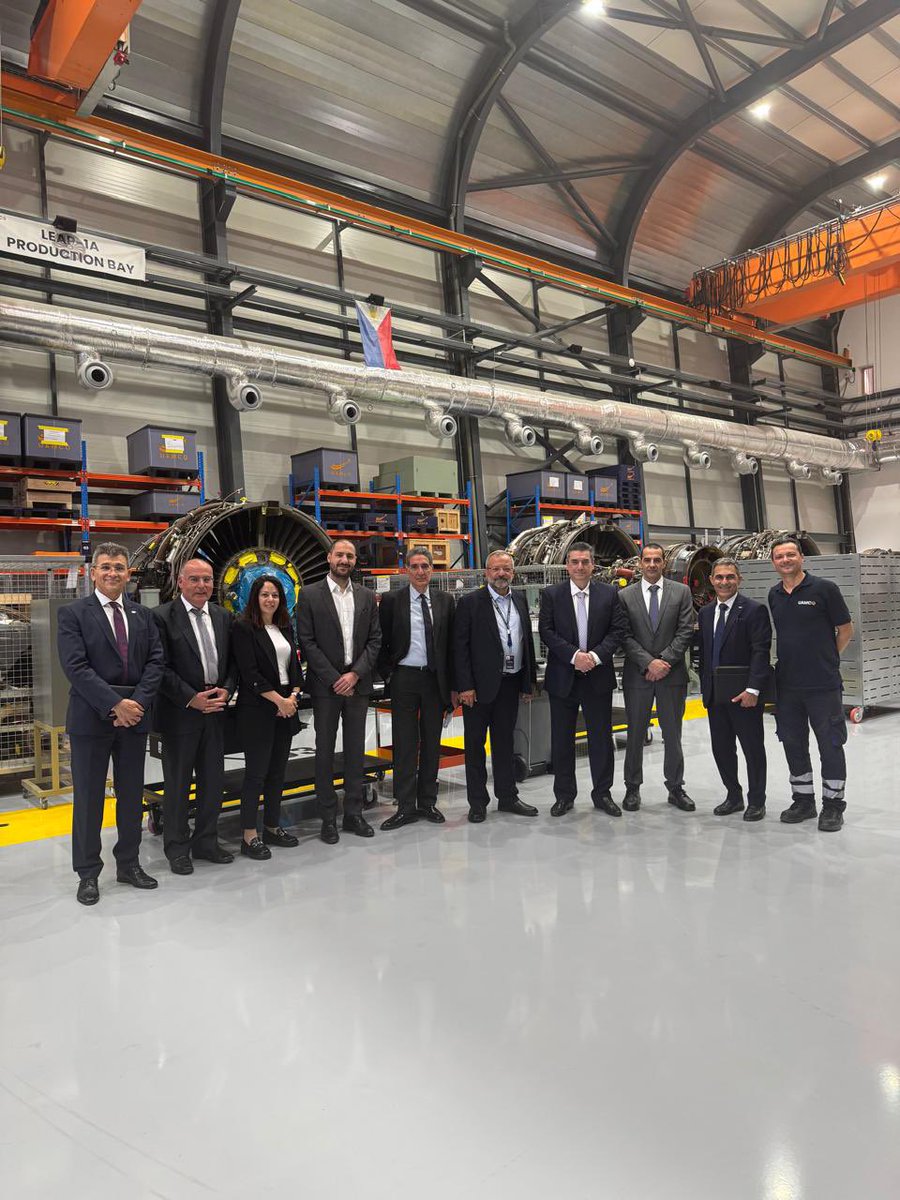 uamcoeu's tweet photo. Today we welcomed Mr. Andreas Petsas (CEO, Eurobank Cyprus) & Mr. Michalis Louis (CEO, Hellenic Bank) to our engine workshop.

UAMCO CEO John Savvides toured them through our facilities & shared our vision for the future.

#UAMCO #Aviation #Leadership #Cyprus #GEAerospace #HellenicBank #EurobankCyprus