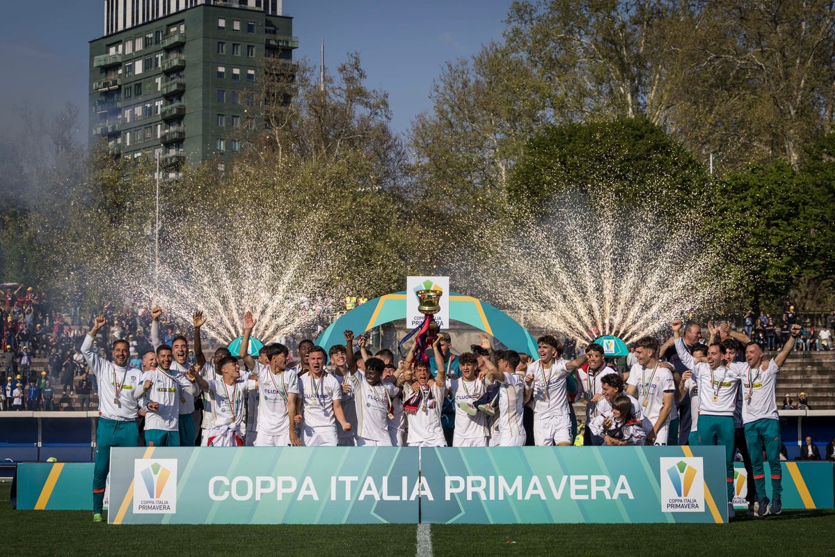 Orgoglio per una vittoria del lavoro e che viene da lontano. Il successo di persone che hanno il cuore rossoblù e vivono per il Cagliari. Un trofeo storico che ci gratifica e ci sprona a provare a crescere ancora. Grazie a tutti! 🔴🔵