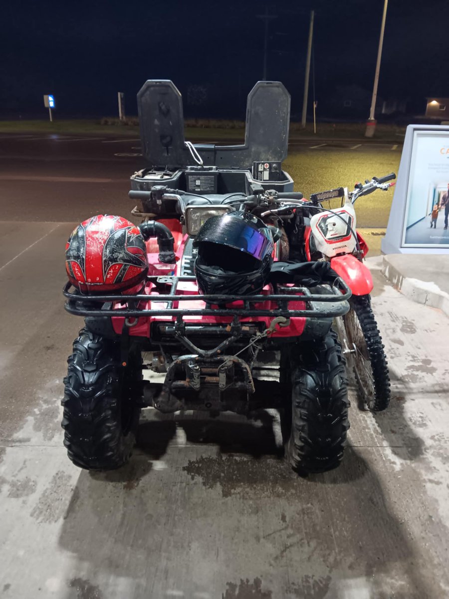 I miss this lil fourwheeler had so many fun times on it. Spent way to much time working on it tho lol