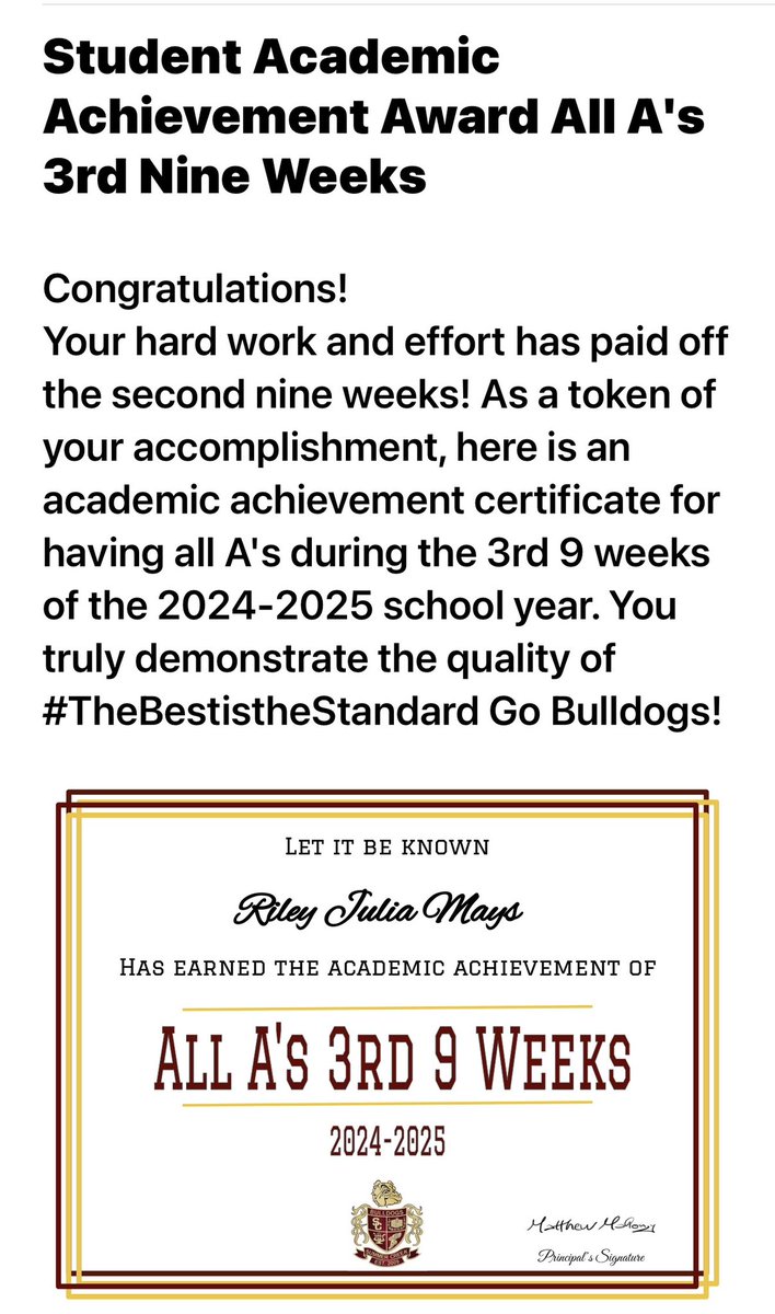 All A’s on the report card while staying locked in on the field, balance is key.🥎📗
