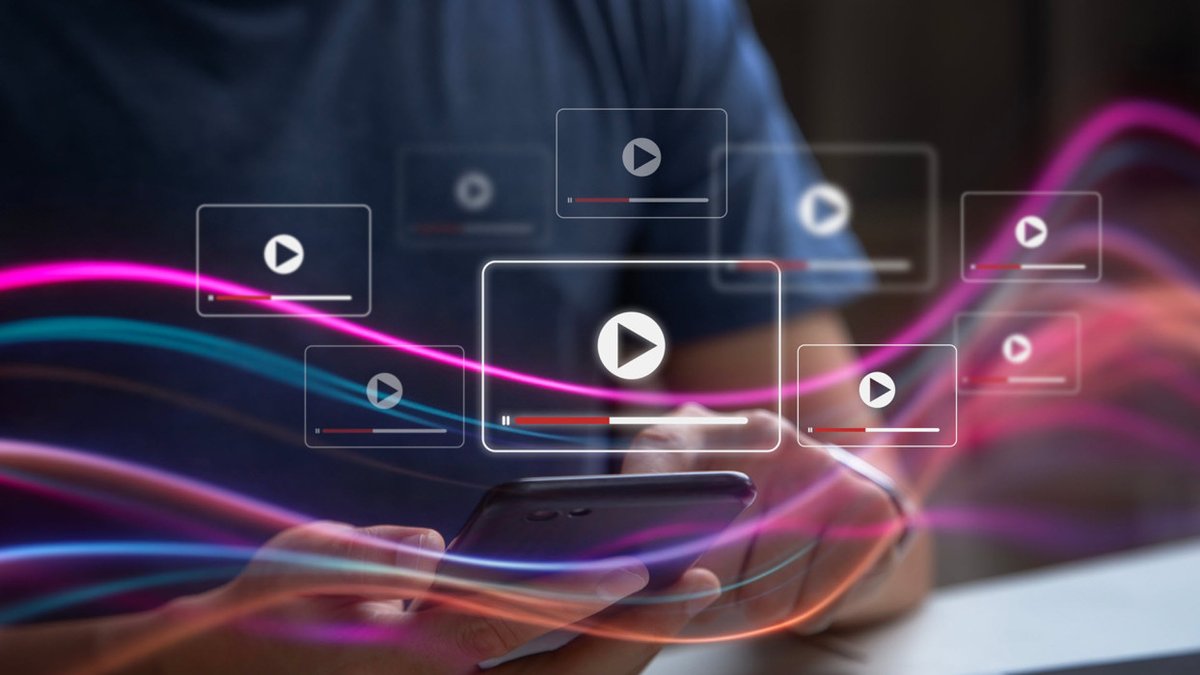 ESETLA's tweet photo. 🔴 ¡Alerta de fraude en TikTok!

Videos falsos creados con IA suplantan a profesionales de la salud y difunden información dudosa para promocionar productos y engañar a los usuarios.

El equipo de investigación de ESET Latinoamérica detectó una campaña en redes sociales que usa avatares generados con IA para dar recomendaciones médicas falsas y promover suplementos u otros productos sin respaldo científico.

Conoce los detalles en este artículo publicado en WeLiveSecurity: https://t.co/z4D8wBd3o1