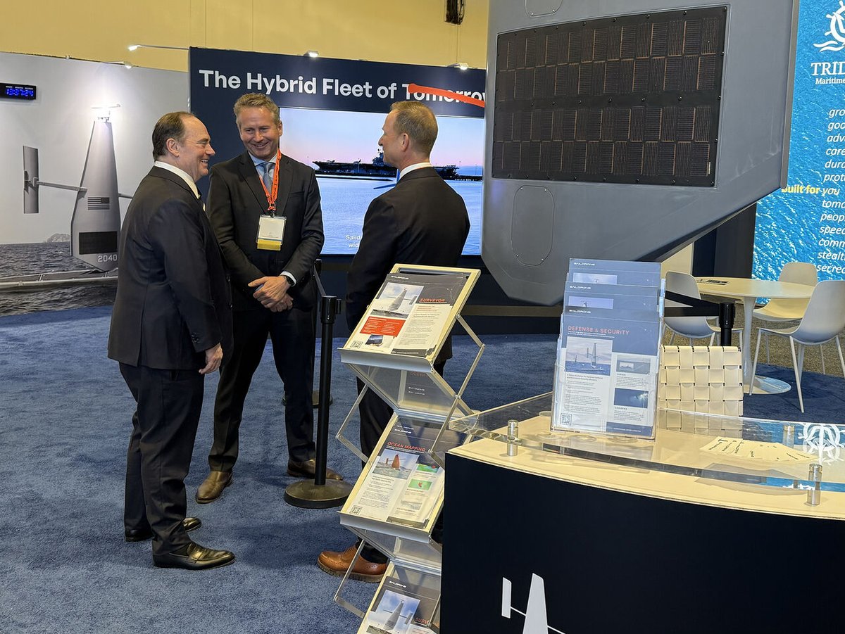 Our CEO Richard Jenkins and President VADM (Ret.) John Mustin had the opportunity to brief SECNAV Phelan on Saildrone’s critical ISR contributions to the U.S. Navy—including the largest operational deployment of unmanned surface vehicles in U.S. history. #SeaAirSpace2025