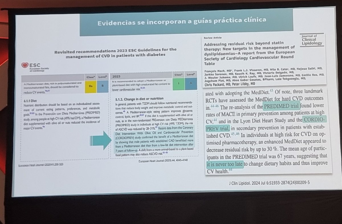 noeliafbrufal's tweet photo. "Nunca es tarde para modificar nuestro consumo de alimentos" Dr Pablo Pérez Martínez: #predimed y #coropres presentes en modificación de las guías de personas con diabetes #semergen @SEMERGEN_CV https://t.co/r7QGKrQ4II