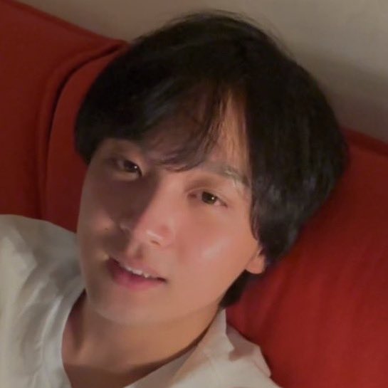 HCbodyguard's tweet photo. SUNFLOWERS 😭😭😭

MAY - HAECHAN SPECIAL PROJECT
JUNE - HAECHAN BDAY + PARTY
JULY to AUG - DREAM COMEBACK 
SEP to DEC - HAECHAN SOLO https://t.co/RsLZTBP5TQ