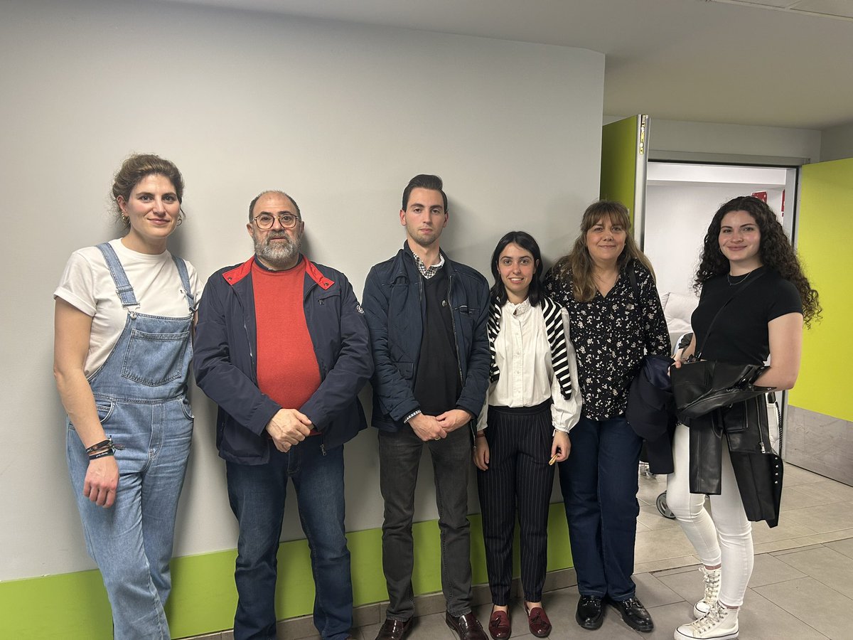 Esta tarde, con nuestros mayores en la Residencia El Parque, hemos compartido lo que sabemos y vivimos como cofrades. Seguimos queriendo ser generosos y aprender unos de otros.

#juntadecofradiasdesoria  #Semanasantasoria #sobria #austera #devocional #tipicamentecastellana #soria