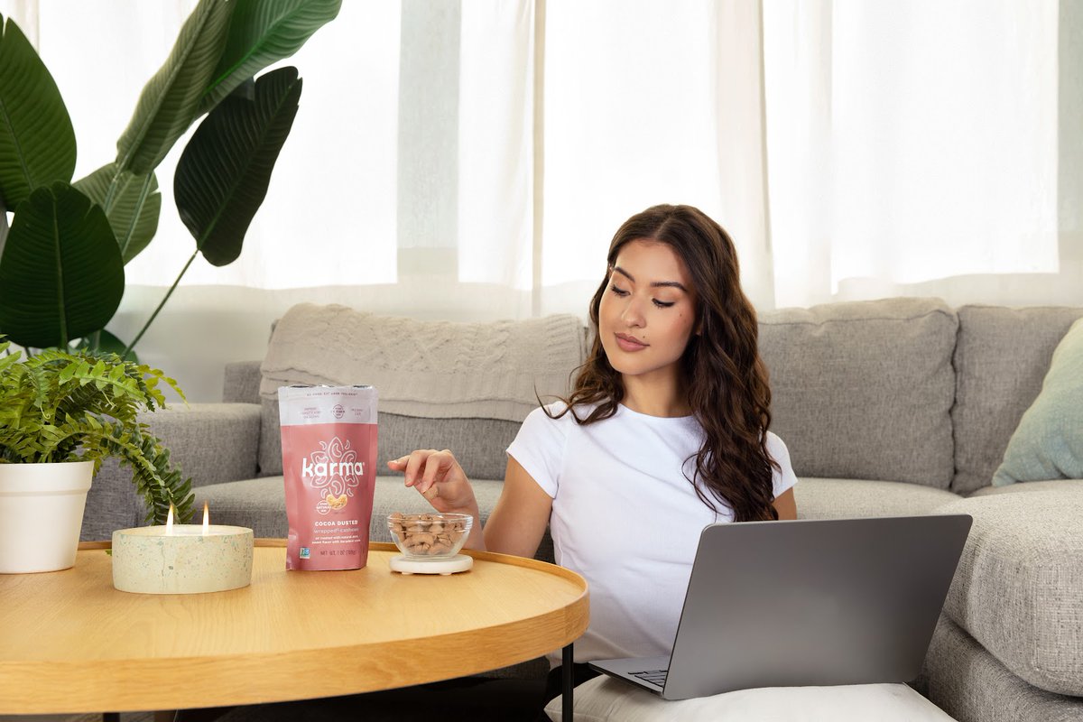 ⭐️⭐️⭐️⭐️⭐️

"I could munch these all day!
Love these nuts and can’t stop eating and reordering them! I especially enjoy the mix of nut and spice flavor…yummy!"

- Norma F