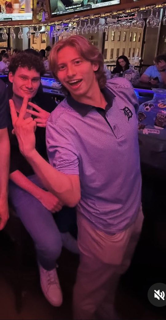 Who let this yankee fuck in Nashville #shrink #zestfest