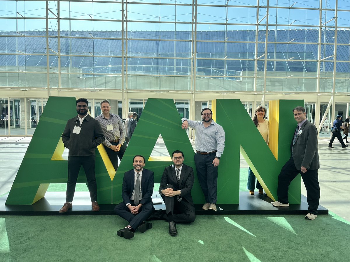 UMNNeuroRes's tweet photo. Proud to represent our program at #AAN2025! Grateful for the opportunity to learn, connect, and grow alongside amazing colleagues and mentors. 🧠✨ #NeuroStrong #AANAnnualMeeting #MedTwitter #Neurology https://t.co/ZFTEK7Ss8x