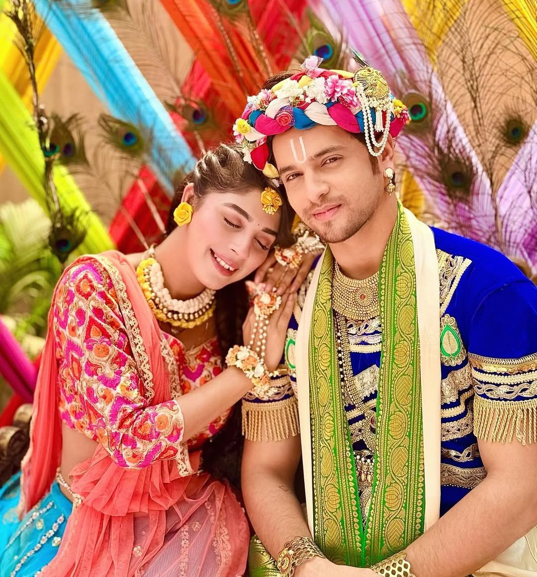 vidushisam's tweet photo. The couple you'll give ✨ is .....

Like for #MeghBir 

Retweet for 🙌 #PrAdhya 

#Anupamaa #IssIshqKaRabbRakha https://t.co/jiq8roqJqP