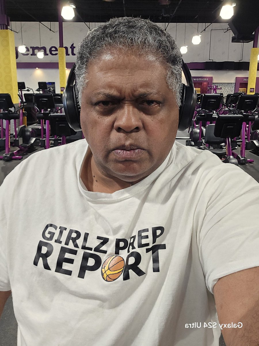 girlzprepreport's tweet photo. Im drained from @PGHCircuit #pghdynastyregionkickoff but I'm a MAN'S MAN so getting pumped for this weekend's #PGHSpaceCitySlam and one more time #ThereIsNoMe https://t.co/CpPwIZzkvJ