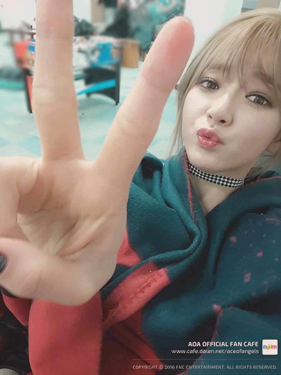 ChoArtemis's tweet photo. チョア時！ #ChoATime

Let's have fun tweeting ParkChoA pics at just 03:06 am/pm(KST🇰🇷) !!
#초아시 #ParkChoA_Time
(credit to owner)

Take my hand - We will get through this together 💎✨😍👍🎵💖🌼🛩🏔☀🌈 https://t.co/tWoLHVT4EG