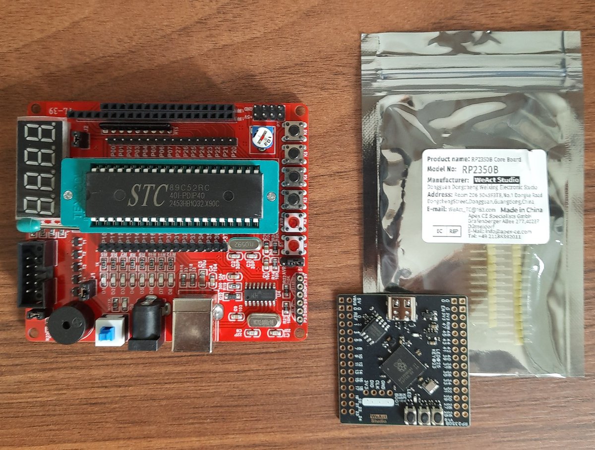 My addiction to microcontroladores range from the old (8051) to the new (RP2350B).