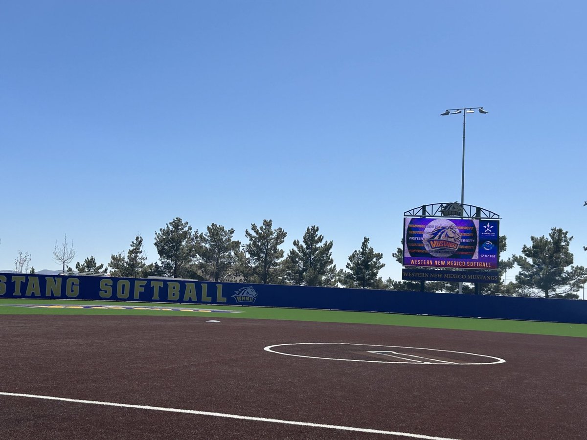 jayoung1705's tweet photo. One of the nicest venues around to practice and play.  Great things are happening in Silver City, NM⁦ @wnmu_sb⁩ https://t.co/ZYhWBZ2GzQ