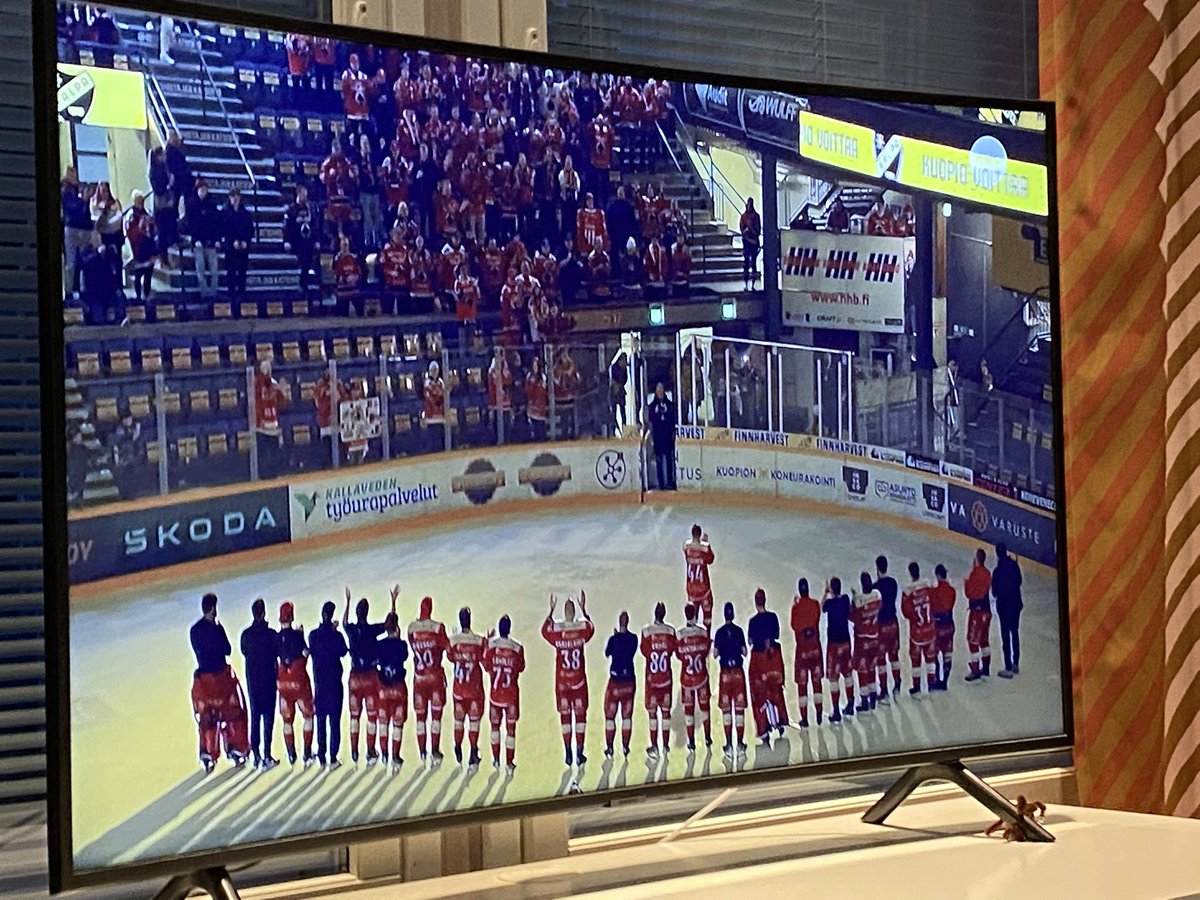 Tähän tiivistyy satakuntalainen ja porilainen kannattajakulttuuri parhaimmillaan. #Ässät #Liiga #fanit #urheilukulttuuri