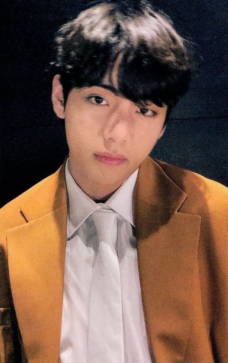 vanthvell's tweet photo. wtb lfs bts ph ina ‼️

— v be deluxe ld sw

🏷 wtb lfs pc taehyung v be pc https://t.co/fd2aBU4ASV
