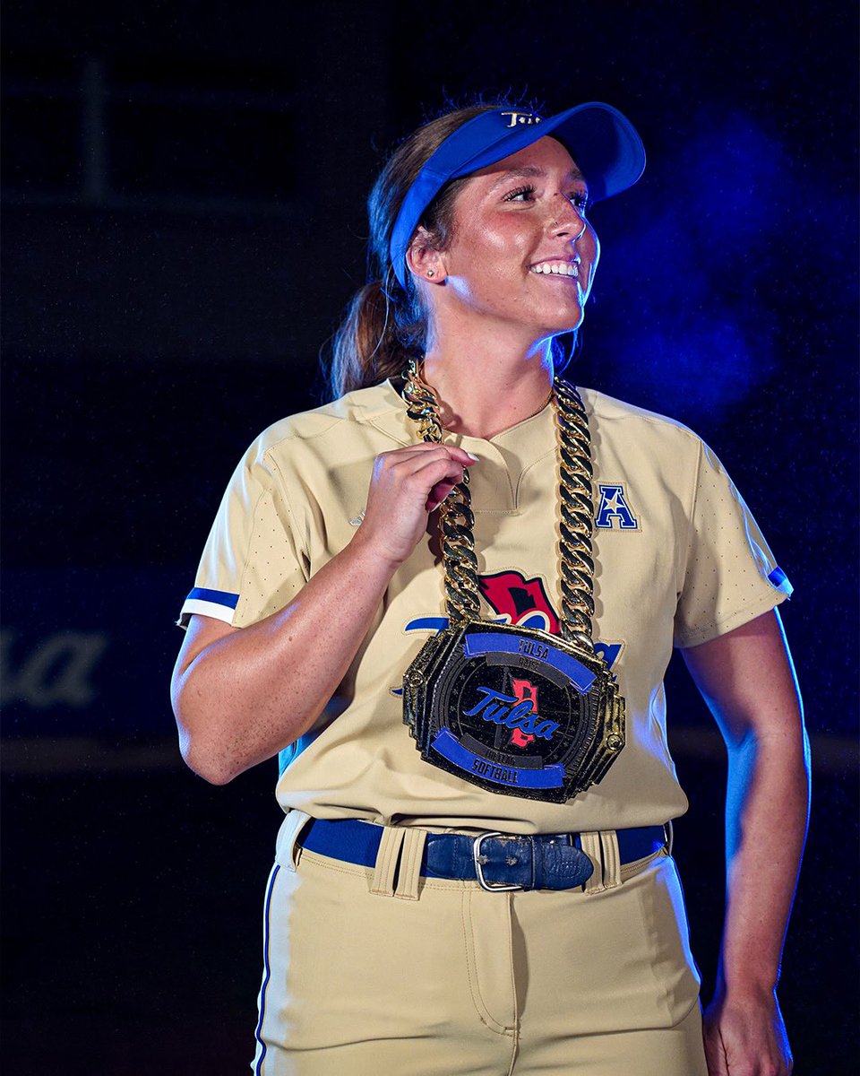 Happy birthday to our Miss America 🇺🇸

Have a great day Claira! 🎉

#ReignCane