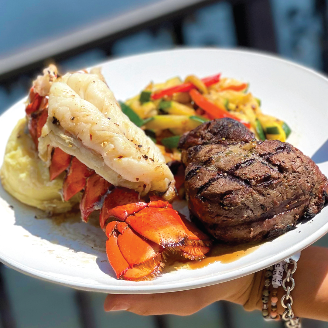 🐣 Celebrate Easter with something special at Pusser's! 🐣

This Easter, treat yourself to our Surf &amp; Turf — back for one day only!🦞

Just one of our delicious specials, available all day this Easter Sunday!
loom.ly/wfxleGE

#PonteVedraBeach #EasterSpecial #EasterDining